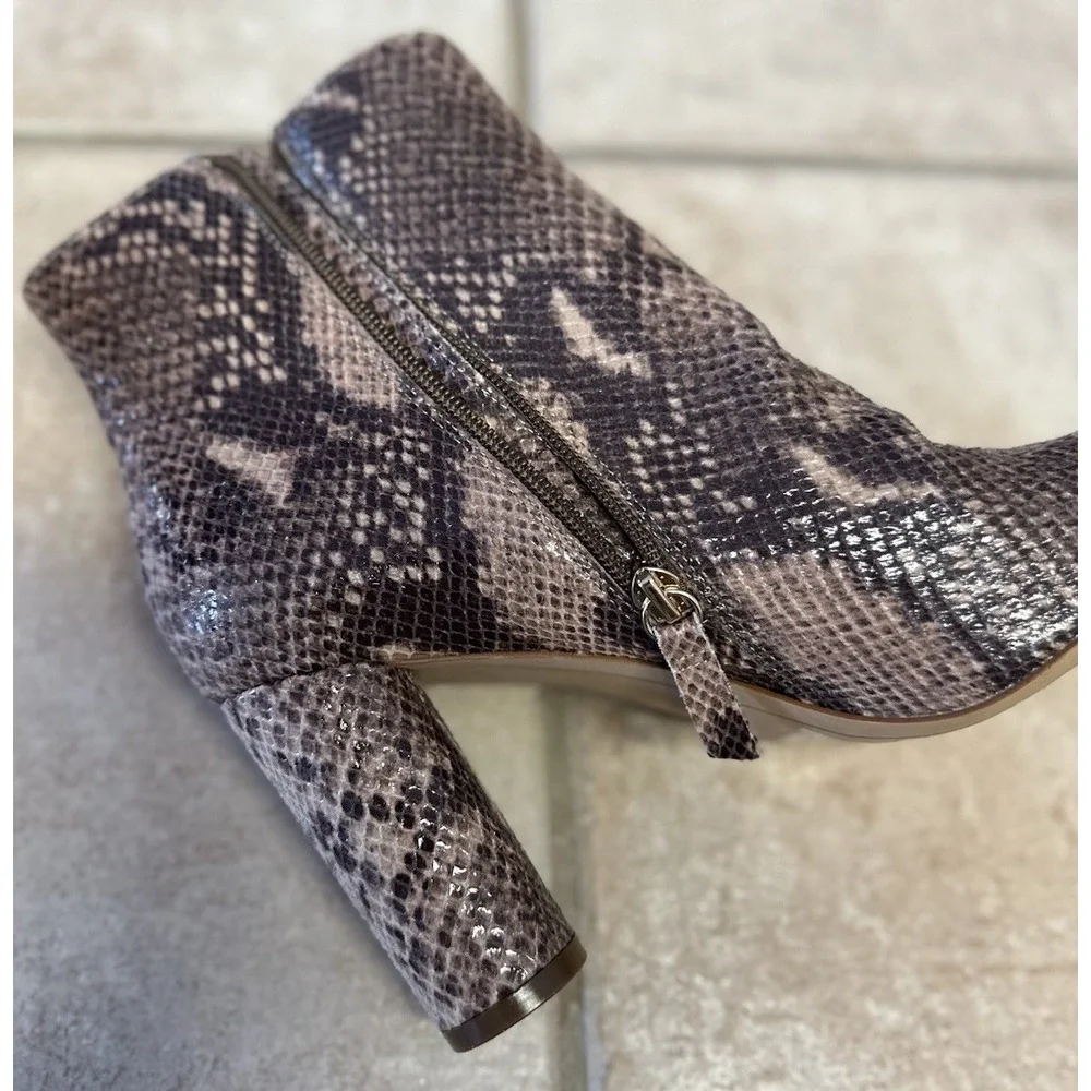 I.N.C. International Concepts Taytee Women's Snake Skin Style Ankle Zip Boots 10